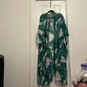 Palm leaves duster